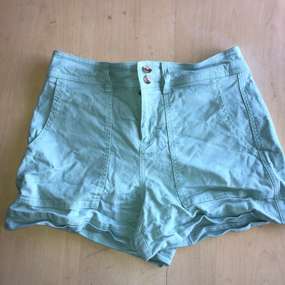 Size 8 women’s shorts-a new day brand